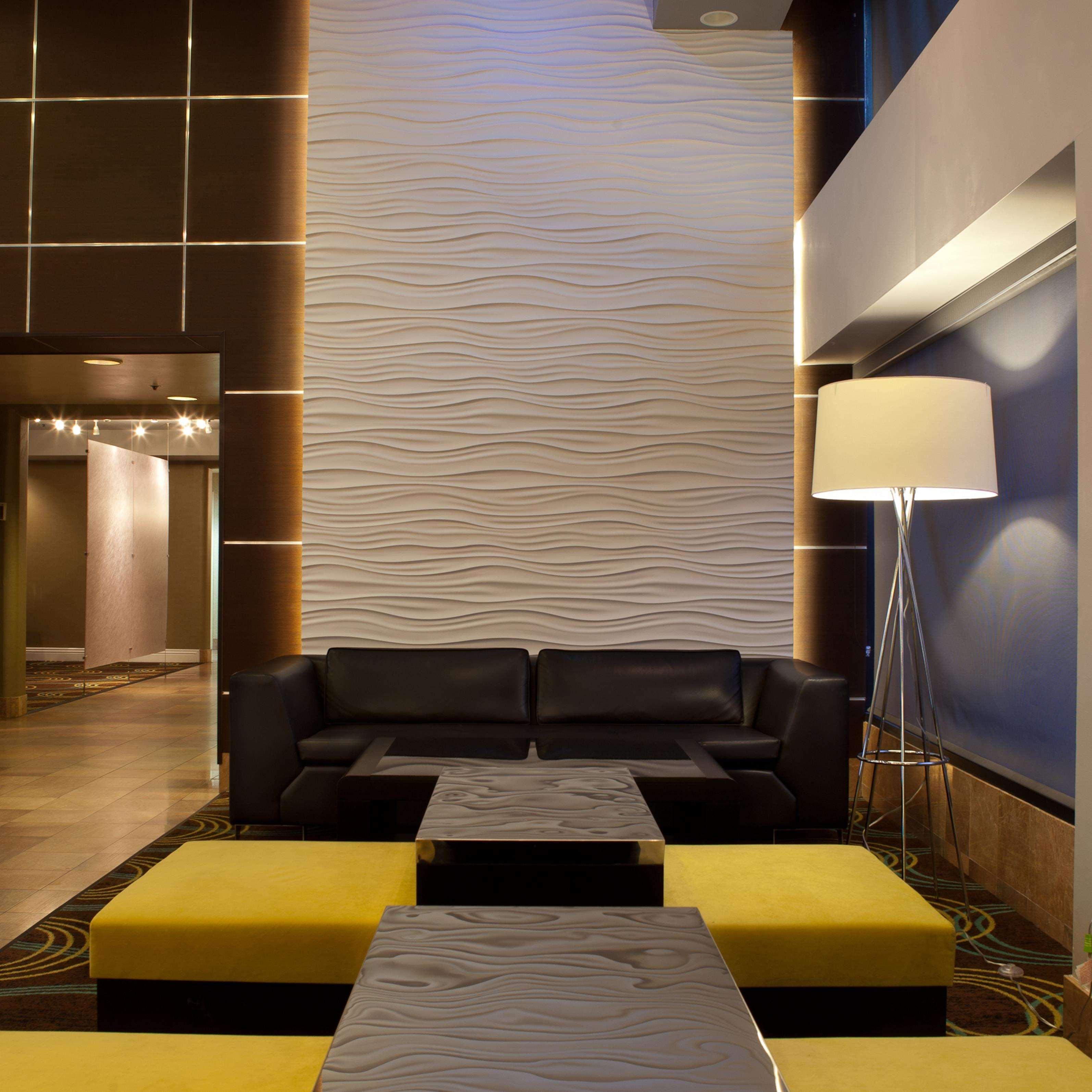 Отель Doubletree By Hilton Уиттиер Интерьер фото